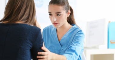 Stire din Sănătate : Cu ce chinuri se luptă persoanele care suferă de tulburare obsesiv- compulsivă