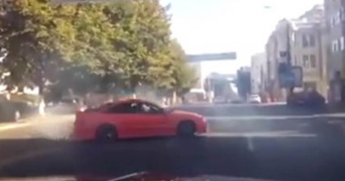 Foto și Video / Tupeu de șmecher: Drifturi în centrul Constanței, în plină zi! - 2