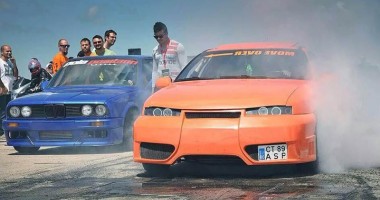 Foto și Video / Tupeu de șmecher: Drifturi în centrul Constanței, în plină zi! - 6