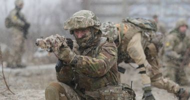 Stire din Actualitate : Sprijinul militar acordat Ucrainei de către UE se intensifică