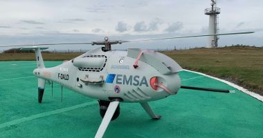 Stire din Eveniment : Un elicopter fără pilot EMSA RPAS supraveghează apele Mării Negre, în sprijinul autorităților române