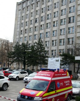 Stire din Sănătate : Spitalul Județean își face  stocul de medicamente  și combustibil pentru iarnă