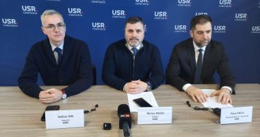 Stire din Politică-Administrație : Reprezentanţii USR Constanţa, despre realizările din anul 2022. "Am stat pe baricade"