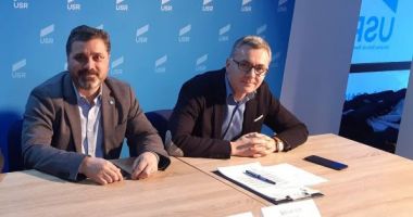 Stire din Politică-Administrație : USR Constanţa: "Taxele de pod trebuie suspendate urgent"