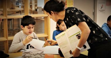 Stire din Cultură-Educație : Vacanța forțată desființează „Școala Altfel”. Liderii elevilor solicită note mai puține