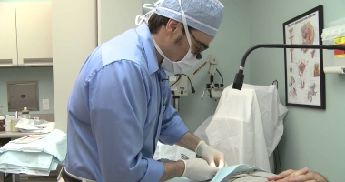Stire din Sănătate : Vasectomia, cea mai bună metodă de anticoncepție. Operația este reversibilă