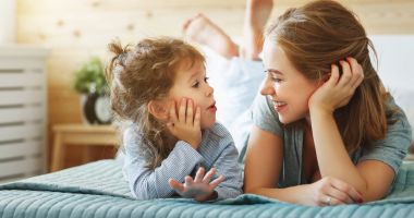 Stire din Social : Veşti bune pentru cei care vor să adopte un copil. Proceduri simplificate şi sprijin în bani