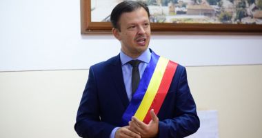 Stire din Politică-Administrație : Primarul Viorel Ionescu, planuri pentru Hârşova în anul 2021