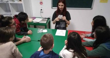 Stire din Social : Mentori pentru copiii din centrele de plasament. Nici pandemia nu-i ține departe!