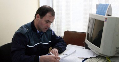 Stire din Eveniment : "Vom face cozi să audiem hoții, tâlharii și criminalii!"