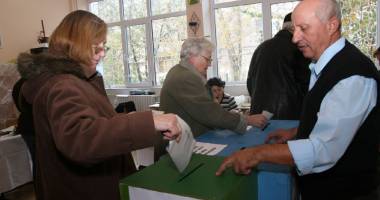 Stire din Politică-Administrație : CONSTANȚA VOTEAZĂ! / Totul despre ziua votării