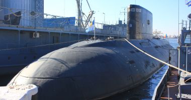 Stire din Eveniment : Ce viitor mai are submarinul Delfinul? "Au dat-o în bară, mai bine îl fac muzeu!"