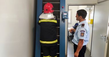 Din culisele pregătirii salvatorilor în roșu din Constanța. Modulul unde vin să se antreneze pompieri din toată țara - 7