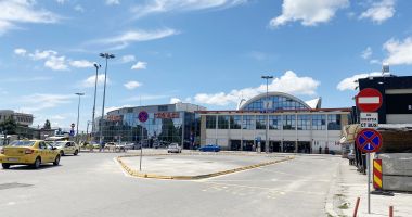 Un nou proiect SF? Piaţetă cu spaţii verzi, parcare etajată pentru maşini şi pasaje subterane, la Gară - 2