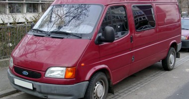 Stire din Eveniment : Ford Transit furat, descoperit la Negru Vodă