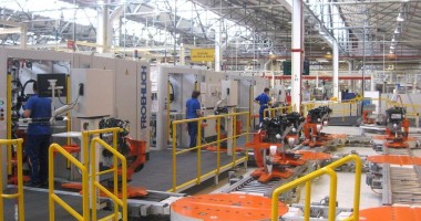 Stire din Economie : Ford România va întrerupe câteva zile producția