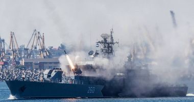 Forţele Navale Române. Instruire pe Dunăre, cu trageri de luptă