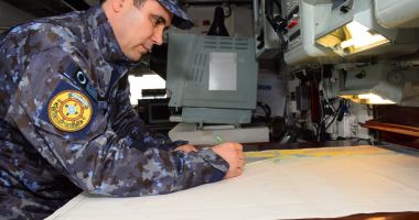 Peste un secol de tradiții pentru Flotila 56 Fregate și Grupul 256 Elicoptere, din cadrul Forțelor Navale - 4