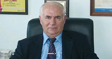 Stire din Politică-Administrație : Fost consilier al lui Băsescu, reținut într-un dosar de spălare de bani