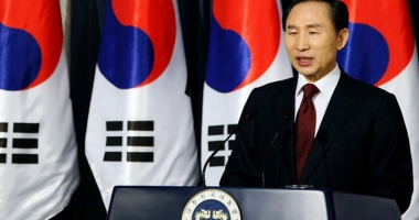Stire din Actualitate : Coreea de Sud: Fostul președinte Lee Myung- Bak,  anchetat pentru corupție