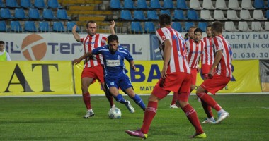 Stire din Sport : FC Farul, în fața primei victorii în deplasare