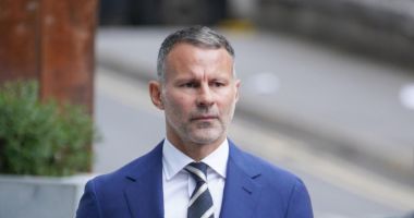 Stire din Actualitate : Fotbalist URIAȘ, scuză hilară la Tribunal: A "alunecat" cu un cap în gura iubitei și un cot în maxilarul surorii