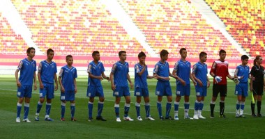 Stire din Sport : Fotbal / 12 jucători ai Academiei Hagi, la naționala U15