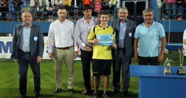 Fotbal: Academia Hagi, marea câștigătoare a turneului "Talent Cup" - 3