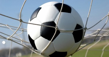 Stire din Sport : FC Viitorul - Dinamo, în finala Juniorilor A
