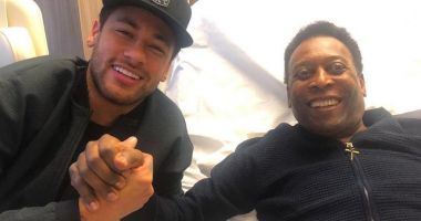 Stire din Sport : Neymar l-a vizitat pe Pele la spital