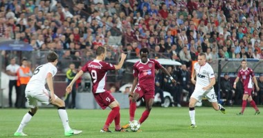 Stire din Sport : CFR Cluj a fost învinsă de Manchester United în Liga Campionilor