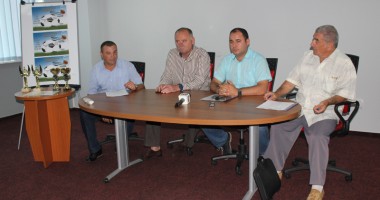 Stire din Sport : Astăzi, start al Cupei Millenium la fotbal