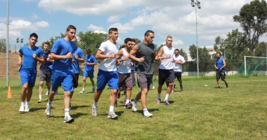 Stire din Sport : Farul joacă, astăzi, un amical cu Callatis Mangalia, la Constanța