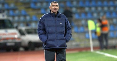 Stire din Sport : Cine va antrena FC Farul? Grigoraș, Gache sau Petcu?