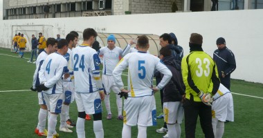 Stire din Sport : Fotbal / FC Farul așteaptă oferta pentru cantonamentul din Bulgaria