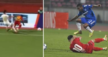 Stire din Actualitate : Un fotbalist şi-a rupt gâtul după ce a intrat într-un panou publicitar în timpul meciului