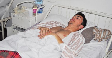 Stire din Sport : Jucător de fotbal rămas fără un rinichi după o accidentare gravă