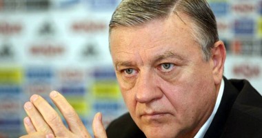 Stire din Sport : Startul Ligii a II-a și a III-a nu se mai amână