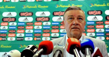 Stire din Sport : "Naționala a reușit foarte puțin în barajul cu Grecia"