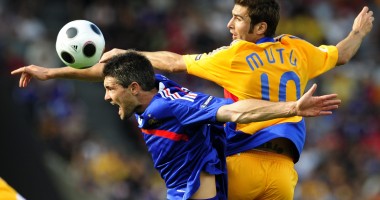 Stire din Sport : Fotbal / Vezi lotul României pentru meciurile cu Turcia și Olanda
