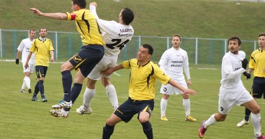 Stire din Sport : Fotbal. Săgeata Năvodari, învinsă pe teren propriu de CF Brăila cu 1-0 / Galerie foto