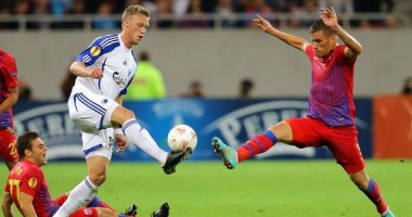 Stire din Sport : Fotbal - Liga Europa / Steaua a învins Copenhaga, scor 1-0