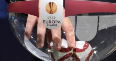 Stire din Sport : Fotbal / Steaua și-a aflat adversarii din grupele Ligii Europa