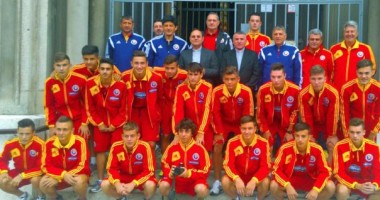 Stire din Sport : Fotbal U18: Amicalul România - Serbia, remiză, 3-3