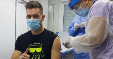 Stire din Sport : Fotbalul se vaccinează! A demarat campania de imunizare a loturilor naționale