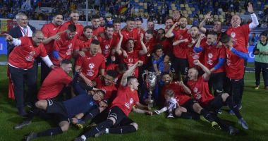 Stire din Sport : FC Viitorul, câștigătoarea Cupei României. Finala, decisă în prelungiri