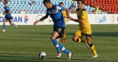 Stire din Sport : FC Viitorul, eșec cu FC Brașov, scor 1-3