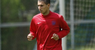 Stire din Sport : FC Viitorul a transferat un jucător de la Steaua și doi de la Chindia