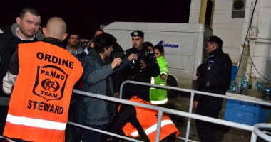 Fotbal / Rapidul a învins Viitorul în inferioritate numerică / Galerie foto - 18