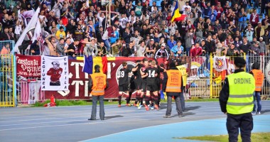 Fotbal / Rapidul a învins Viitorul în inferioritate numerică / Galerie foto - 11